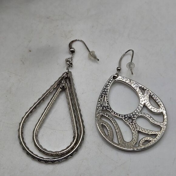 "5/$25" Mismatched Silvertone Teardrop Dangle Earrings - Picture 5 of 6